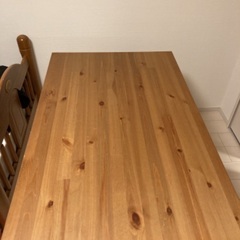 IKEAの使いやすい大きいテーブル
