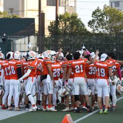 【チア】アメフトの試合でのパフォーマンスを通じて、活動の場を広げ...