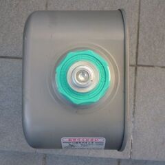 ダイニチファンヒーター用タンクの画像