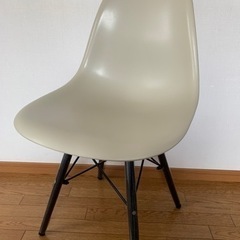 ダイニングチェアの画像