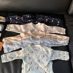 新生児〜70センチ　未使用品もあります。の画像