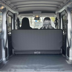 令和４年式　ハイゼットカーゴ　デラックス　登録済未使用車　キーレス　スマアシ　マット　ドアバイザー　ナンバーフレームの画像