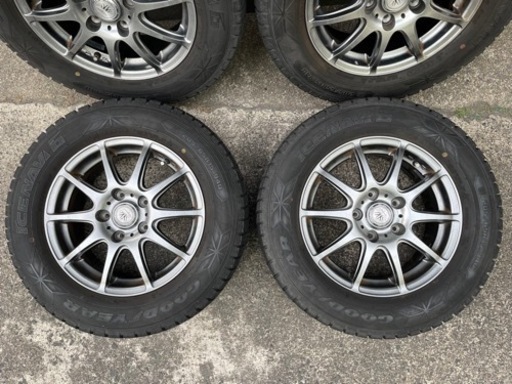 15インチアルミスタッドレス中古4本セット！205/65R15ステップワゴン等