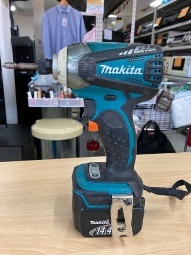 マキタ  充電式インパクトドライバー  TD133D