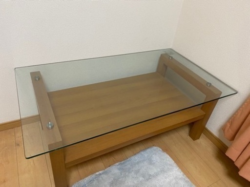 ガラステーブル