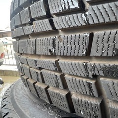 スタッドレスタイヤの画像