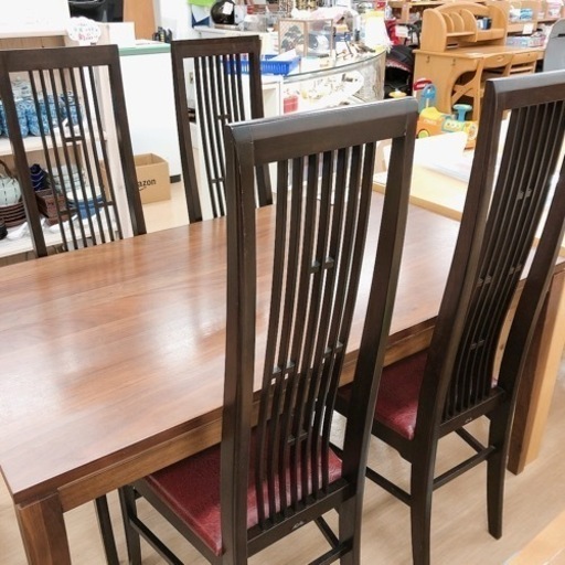 最終値下げ！！店舗にて展示中ADEL  ダイニングチェア✨残り6脚✨合皮張り✨幅70cm✨ダークブラウン×赤茶✨イス・チェア✨中古品【こちらは店舗です。浜村鹿野温泉ICから3分 買取本舗 宮本リサイクル 営業時間9～19時 定休日水曜のみ←連絡できませんm(_ _)m】