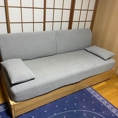 ソファー引き出し付けグレーイケア3月17日から^_^