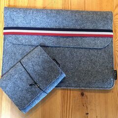 パソコンカバー（中古）　フェルト生地　グレー　差し上げます
