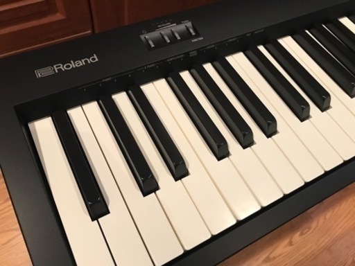 電子ピアノ Roland FP10 引っ越しのため売ります