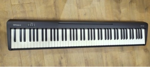 電子ピアノ Roland FP10 引っ越しのため売ります