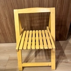 折り畳みウッディチェア
