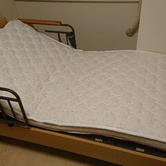介護用ベッド　（リクライニング）