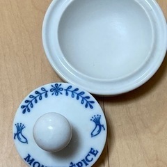 岩塩、胡椒に陶器のミル差し上げます。