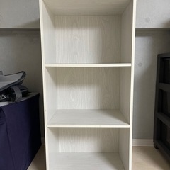 美品　カラーボックス　ライトグレー　3段
