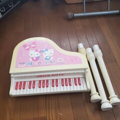 キティー　ピアノの画像
