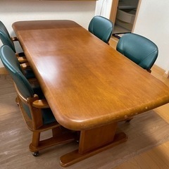 中古ダイニングテーブルセット( 大きいサイズ)の画像