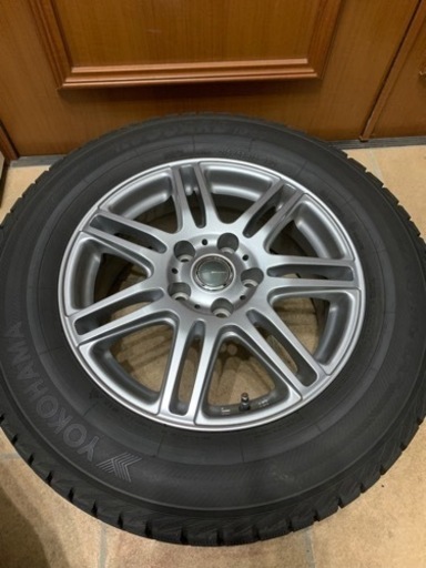 （商談中）スタッドレス タイヤ 4本セット 215/65r16 アルファードなど