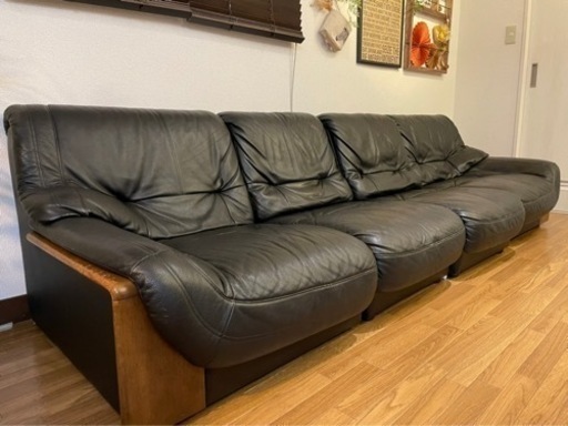 ※決定済み【本革ソファ】　カリモク　4人掛けソファー