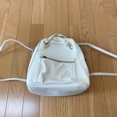 白リュック