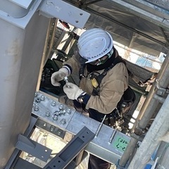 【鉄骨鳶・鍛治 】職人さん募集！月収25万〜の画像
