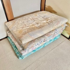 敷布団　四枚