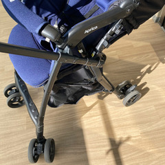 アップリカ　カルーンエアー　ベビーカー　AB 軽量3.9Kg おまけつきの画像