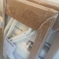 IKEA 白テーブル　椅子4脚セット