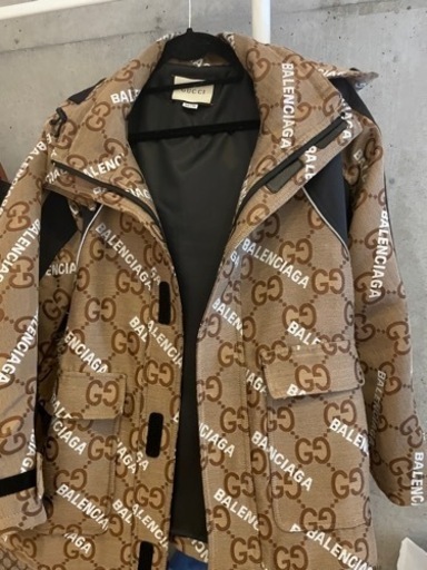 GUCCIバレンシアガコラボパーカー