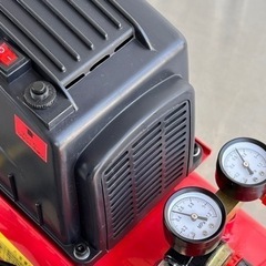 新品同様！ナカトミ◇オイルレスエアーコンプレッサー◇12L DIY用◇モノタロウMCP-120の画像