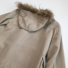 コムサ　140ベージュダッフルコートの画像