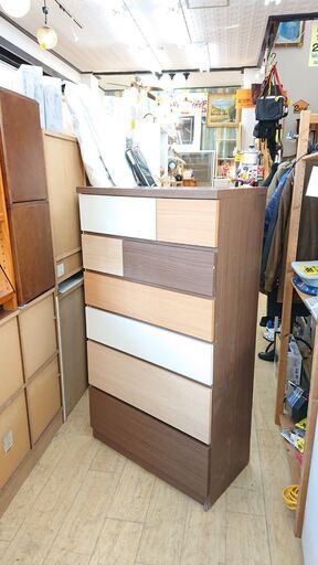 ニトリ 6段チェスト KARINA-80HC ランダム ブラウン 木目調 ホワイト×ナチュラル×ブラウン■横幅80cm×奥行42cm×高さ143cm■近隣配送無料 買取帝国 朝霞店