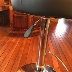 カウンターチェアの画像