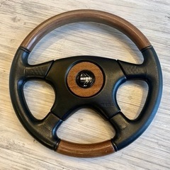 momo オリンピックIII MOMO（モモ）正規品】ステアリングOLYMPIC III LEATHER/WOOD