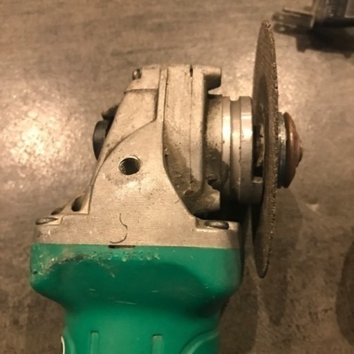 【中古】makita 100mm ディスクグラインダー M965