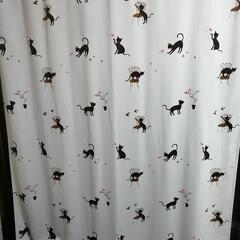 猫柄カーテン　二枚　無料
