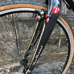 VAN DESSEL GIN AND TROMBONES シクロクロスバイクの画像