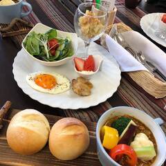 スパイスカレーと手ごねパンのお店