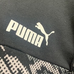 美品　puma フードパーカー　裏起毛　mサイズの画像