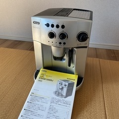 中古●デロンギ 全自動コーヒーメーカー ESAM1200SJ●マ...