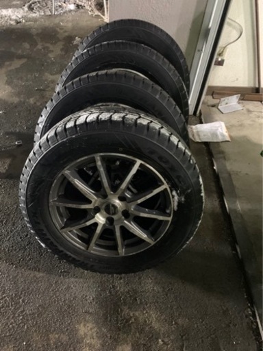 決まりました　トーヨー　スタッドレス　215/60R16 バリ溝　4本