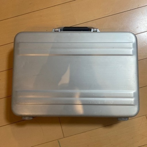 ZEROHALLIBURTONのアタッシュケース
