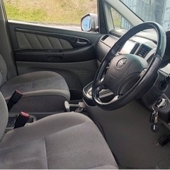 アルファードVの画像