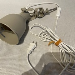 IKEAのランプ　クランプ　コンセントタイプの画像