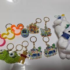 ディズニーピクサーキーホルダー等