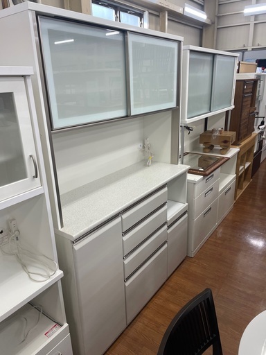 ニトリ　キッチンボード　レンジ台付　ホワイト　ブラウド