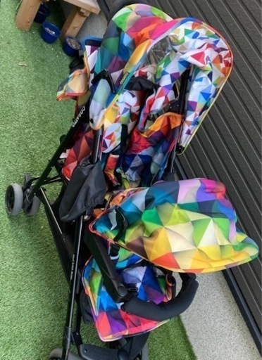 双子　ベビーカー　美品