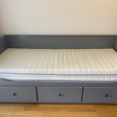 IKEA HEMNES ベッド　決まりました！！