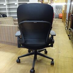 スチールケース　リープチェア　LEAP-10100APVP【愛品倶楽部柏店】