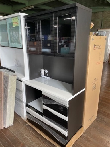 食器棚入荷しました！39,800円を17,800円です